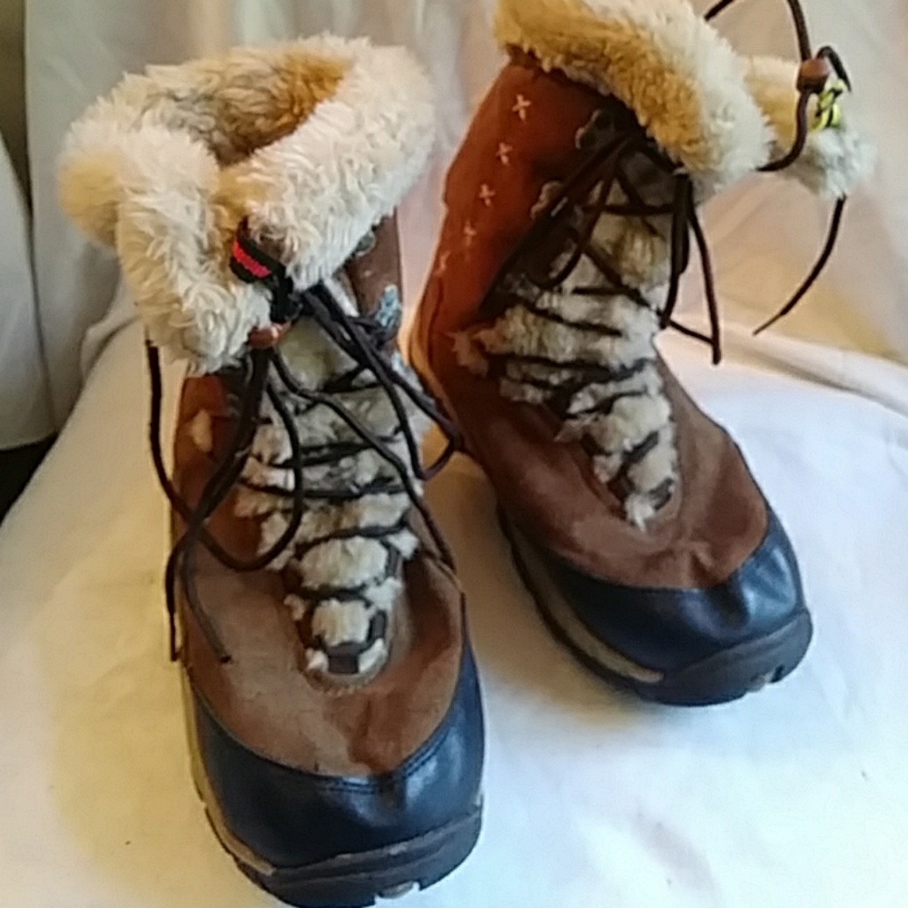 Itasca lined winter boots-sz 6